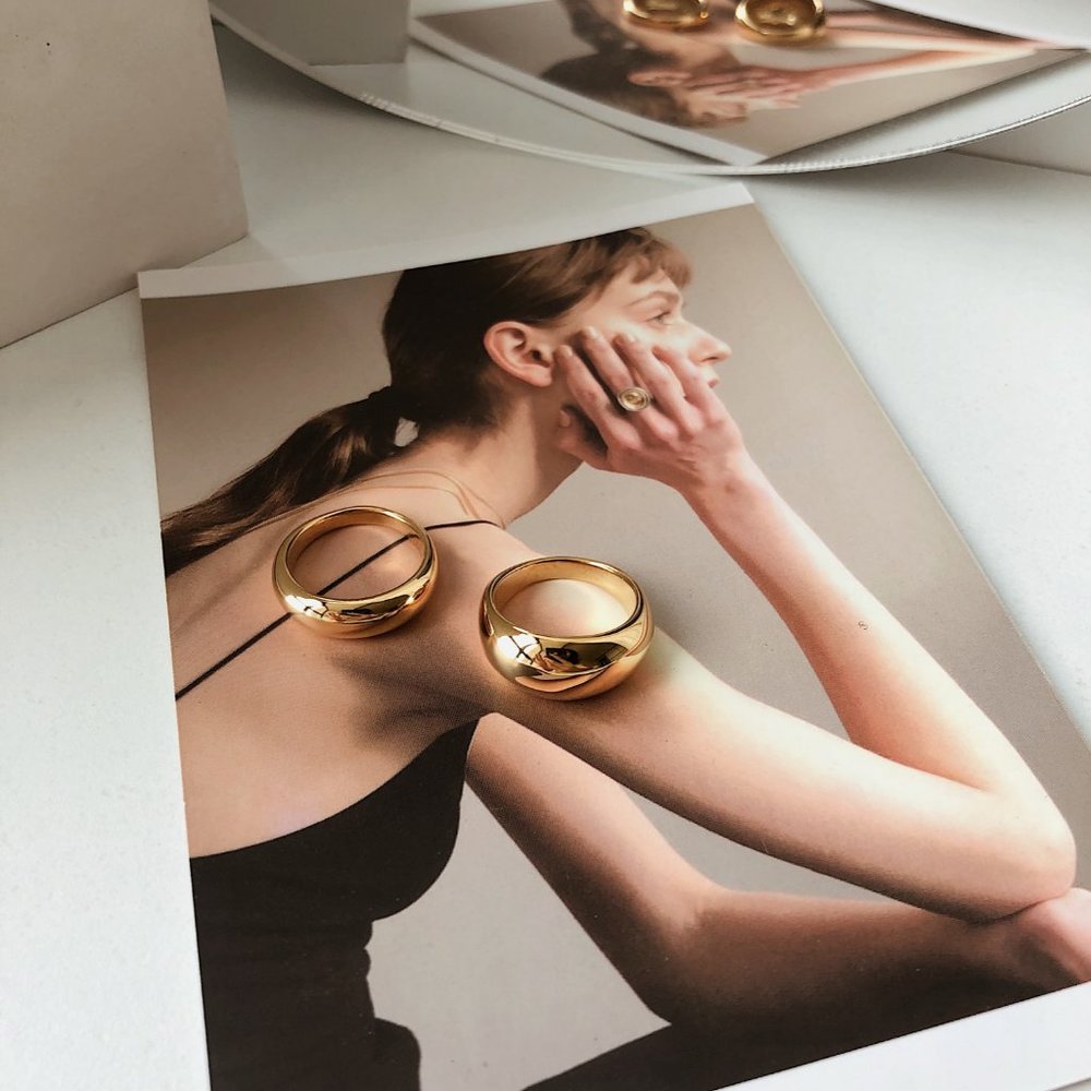 NEW 18K Gold Plated Wide Curve Ring - Picture 5 of 8